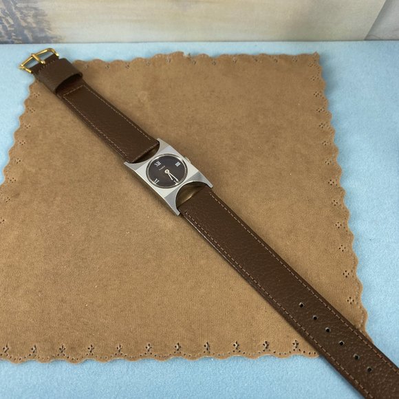 SoldVintage Original Timex 1950's Designer Watch - Picture 4 of 6